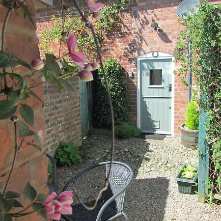 Borrowers Cottage Condover ภายนอก รูปภาพ
